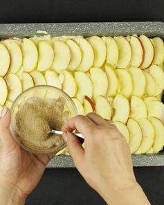 Яблочная запеканка с манкой