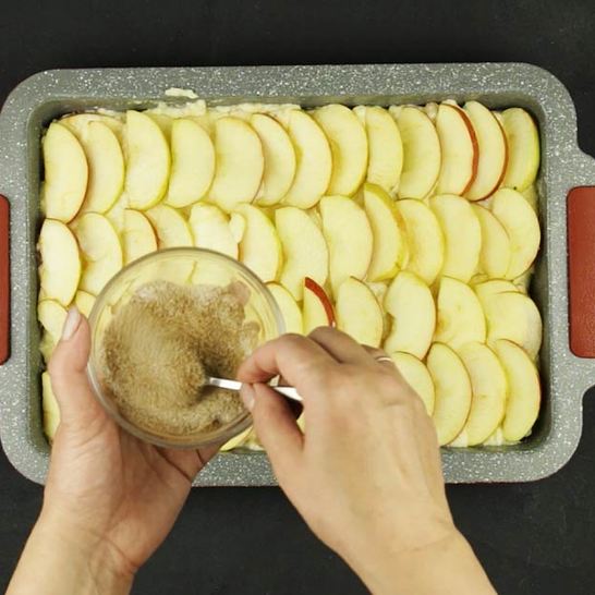 Рецепт яблочной запеканки с манкой