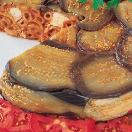 Рецепт запеканки из макарон и баклажан с тунцом