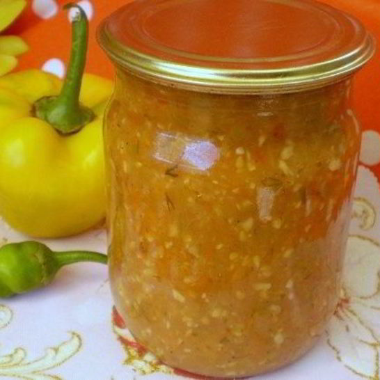 Рецепт аджики из помидоров и перца с чесноком