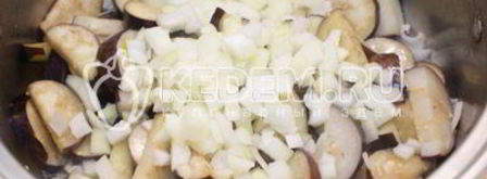 баклажаны порезанные ломтиками. Шаг 3