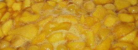 джем из черешни и персиков с лепестками роз. Шаг 4