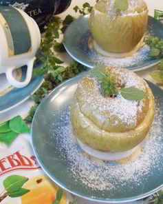 Запеченные яблоки с джемом и бананом