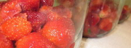 компот из клубники на зиму. Шаг 2