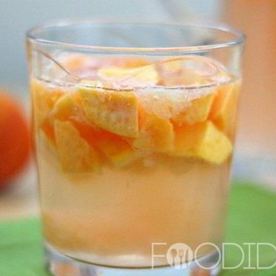 Рецепт компота из персиков