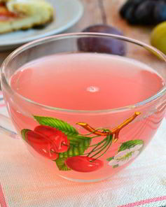 Компот из слив и винограда