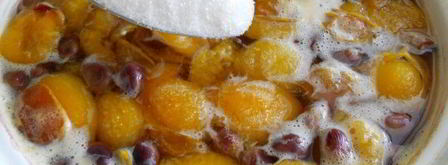 компот из слив и винограда. Шаг 3