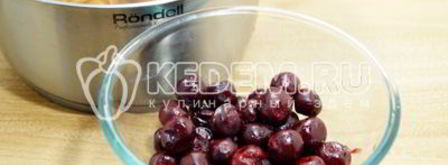 компот из вишни и яблок. Шаг 5