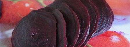 кабачки в кляре с маринованной свеклой. Шаг 2