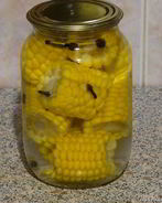 Маринованная кукуруза в початках