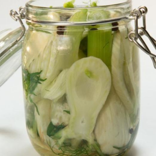 Маринованный фенхель с тархуном