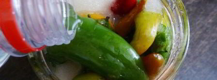 маринованный острый перец с чесноком. Шаг 4