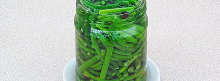 маринованные чесночные стрелки с горчицей. Шаг 5