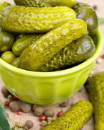 Маринованные огурцы с сельдереем