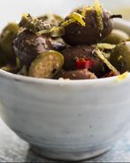 Маринованные оливки