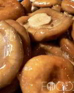 Маринованные рыжики