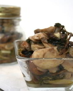 Маринованные грибы