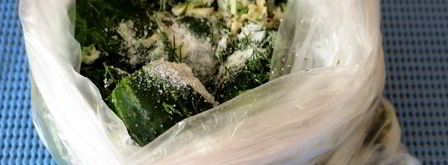 малосольные огурчики в пакете. Шаг 2