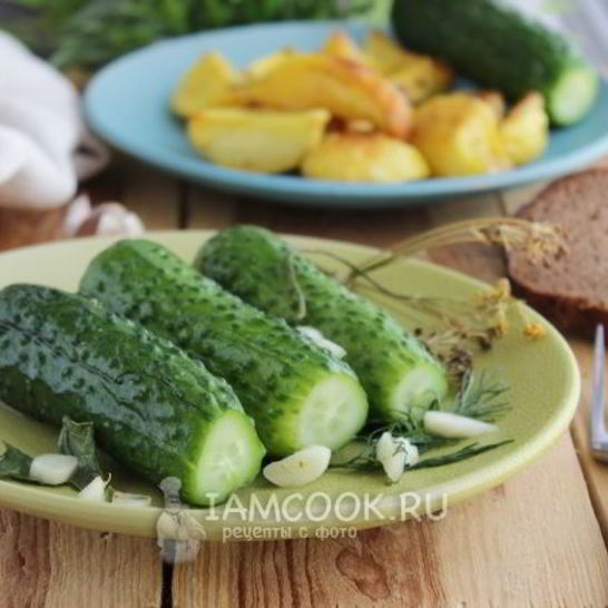 Рецепт малосольных огурцов за час