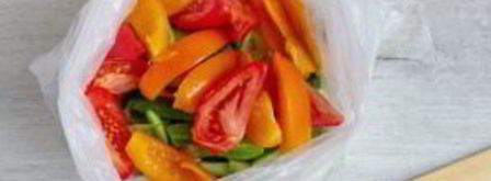 малосольные овощи в пакете. Шаг 5