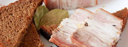 сало в луковой шелухе. Шаг 6