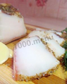 Соленое сало с перцем и чесноком