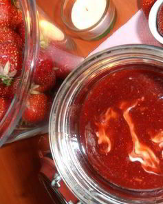 Варенье Клубника в шоколаде