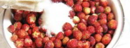 земляничное варенье в сиропе. Шаг 2