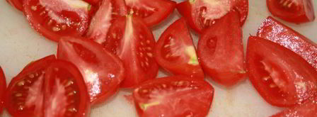 вяленые помидоры в оливковом масле с чесноком и травами. Шаг 2