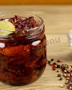 Вяленые помидоры в оливковом масле