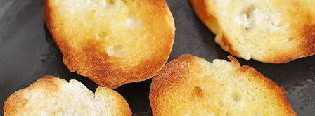 брускетта с помидорами и базиликом. Шаг 3