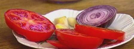 бургеры с тунцом, луком и помидорами. Шаг 7