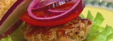 бургеры с тунцом, луком и помидорами. Шаг 9