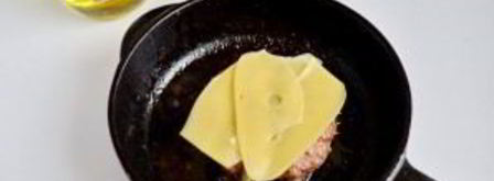 очень вкусный бургер. Шаг 5