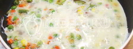 бутерброд с овощами и омлетом. Шаг 4