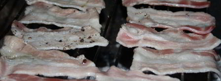 бутерброды с беконом и зеленым луком на мангале. Шаг 3