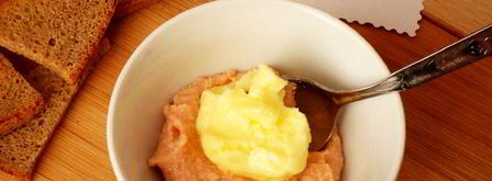 бутерброды с икрой минтая. Шаг 3