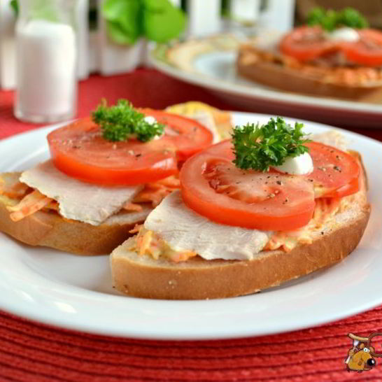 Рецепт бутербродов с морковью и отварным мясом