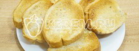 бутерброды с паштетом из куриной печени. Шаг 10