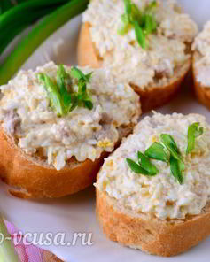 Бутерброды с печенью трески и яйцами