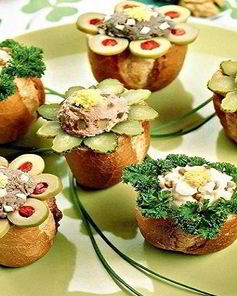 Бутерброды со шпротным паштетом