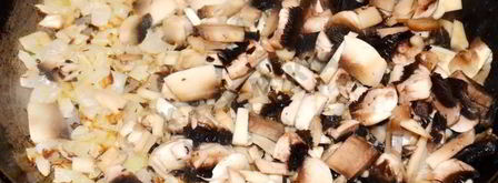 горячие бутерброды с грибами и сыром в духовке. Шаг 2