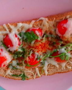 Горячий бутерброд с помидорами