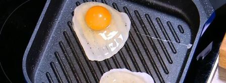 хитрый бутерброд с авокадо и яичницей. Шаг 7