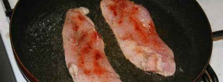 курица с печенью под ананасом и мясной бутерброд. Шаг 12