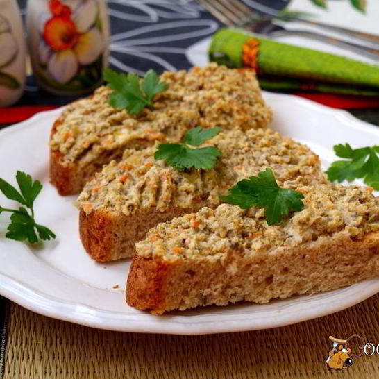 Рецепт намазки для бутербродов с индейкой, шампиньонами и корейской морковью