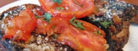 острый бутерброд с обжаренным баклажаном и помидором. Шаг 4