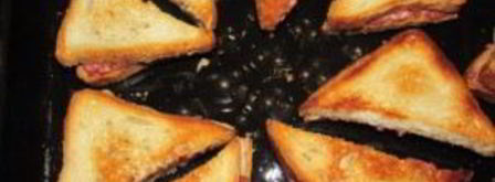 закрытые бутерброды с сыром и колбасой. Шаг 8