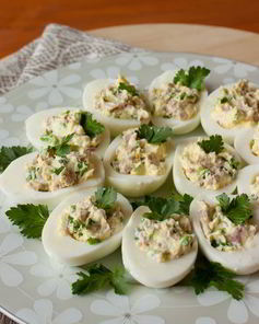 Яйца, фаршированные ветчиной