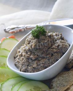 Грибная икра из соленых горькушек